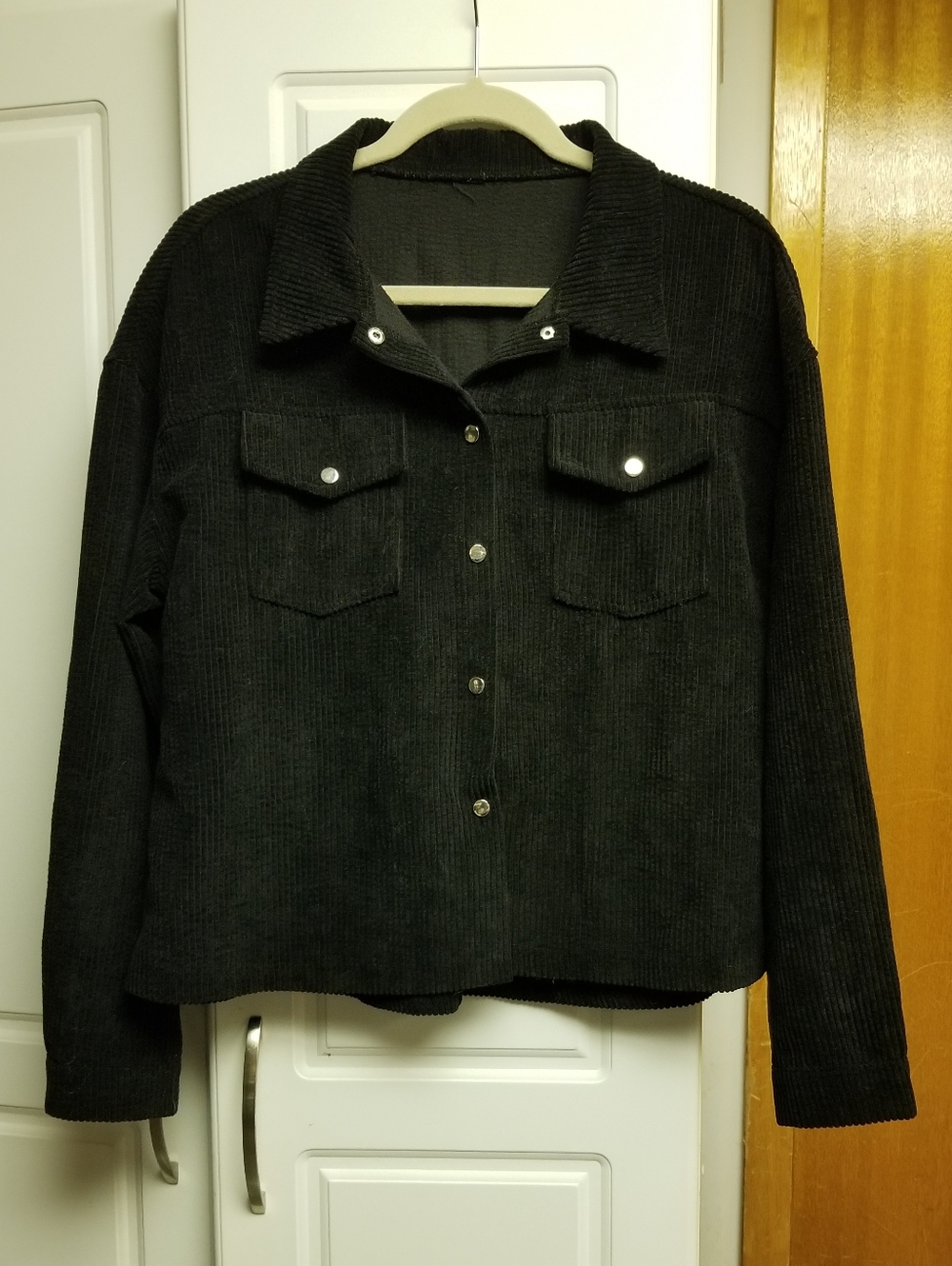 🍁🌺🦋🐳Unbranded corduroy light shell shacket with snap button detailing
